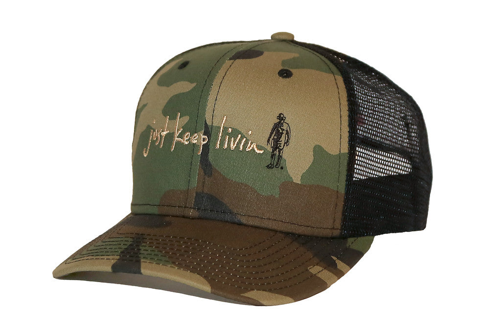 950 Camo Trucker